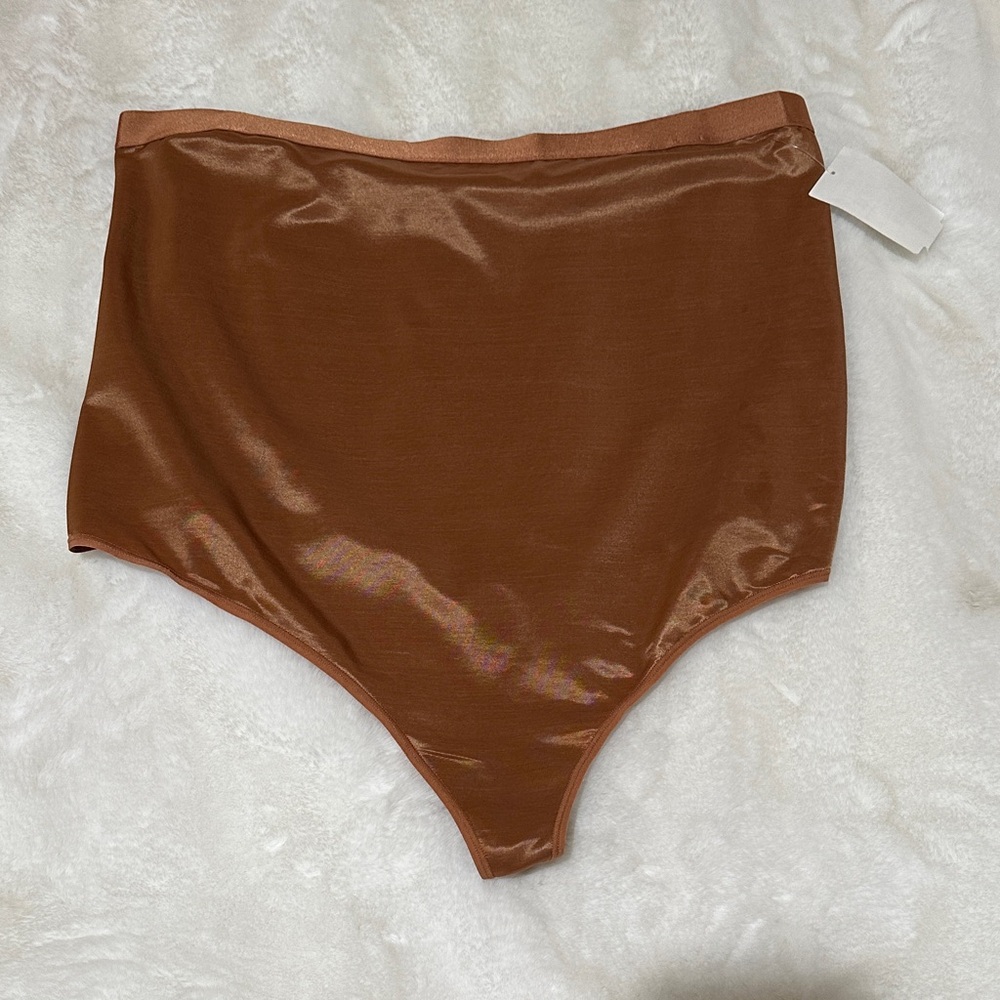 SKIMS NWT 4X High-Waisted Satin Thong Panties in Rust